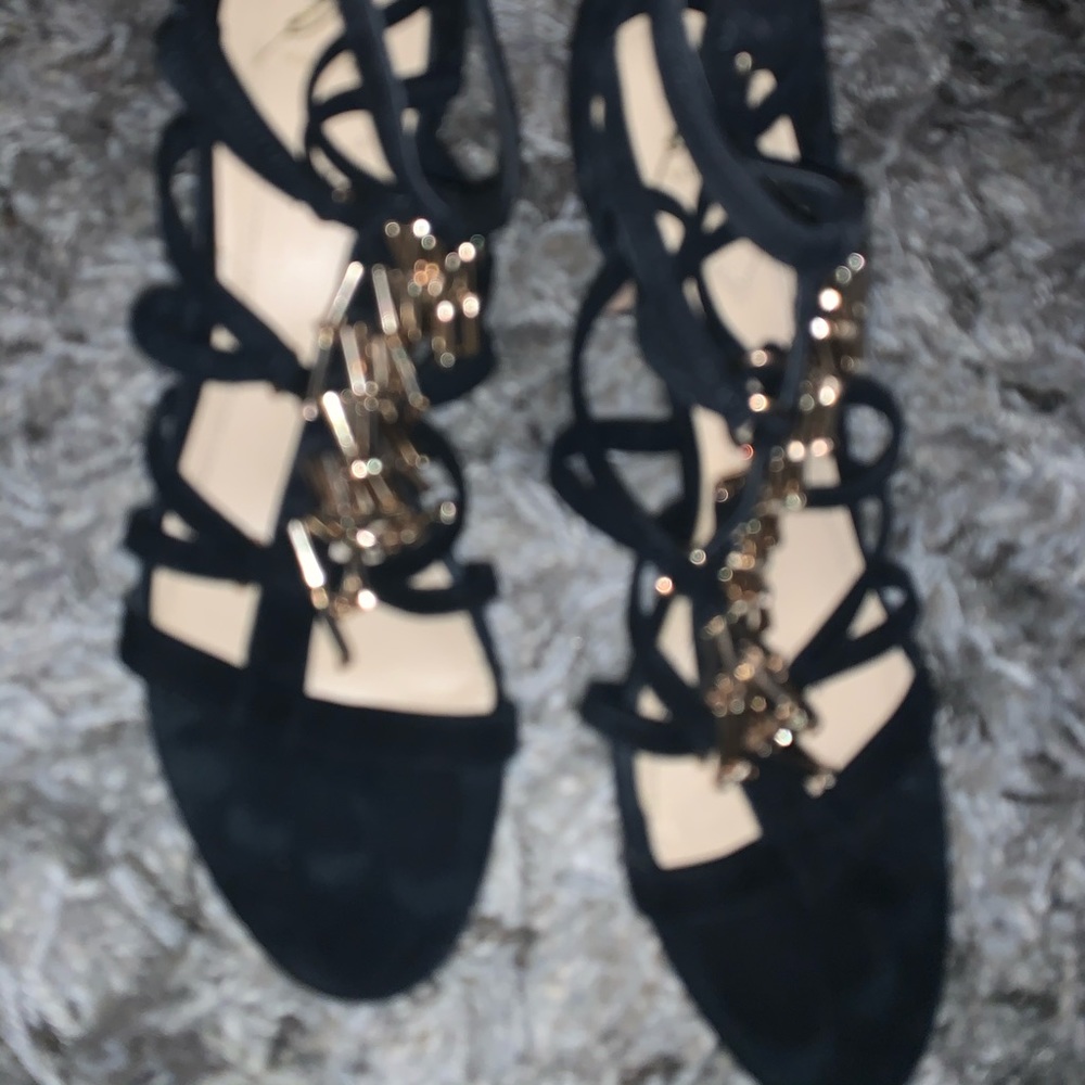 Black gold bullet strappy heels - Picture 2 of 5